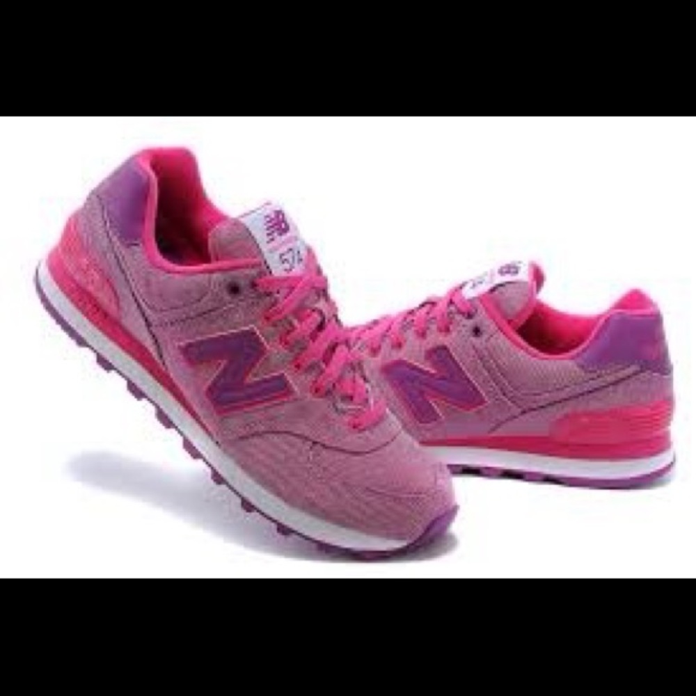 New Balance 574 Women Size: 6.5